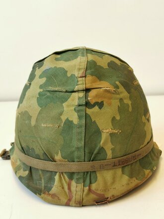 U.S. post war steel helmet , Mitchell cover, rear seam...