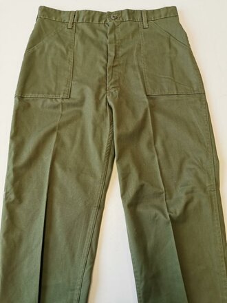 U.S. Utility trousers 2nd pattern, 1960´s till early 70´s, this is the one you´ll see in early Vietnam war pics. Very good condition