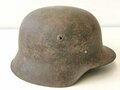 Stahlhelmglocke Wehrmacht Modell 1942, Originallack, ungereinigtes Stück