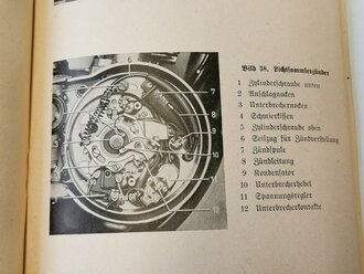 D 605/19 "Leichtes Kraftrad 250cm Triumph Baumuster BD 250W" Gerätbeschreibung und Bedienungsanweisung vom 21.04.42. Guter Zustand, komplertt