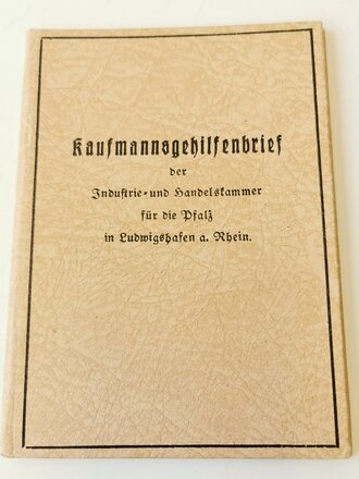 Konvolut Ausweise meist 2. Weltkrieg, alles mehr oder weniger defekt