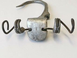 Abspannhaken für Feldfernkabel der Wehrmacht, datiert 1939