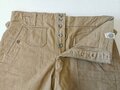 Kriegsmarine, kurze Tropenhose , wohl ungetragenes Kammerstück von 1943