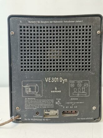 Volksempfänger VE301 Dyn, Hersteller Siemens. Ungereinigtes Stück in gutem Zustand, Funktion nicht geprüft