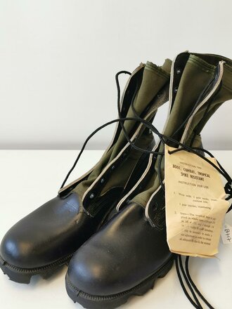 U.S. 1968 dated Tropical Combat boots, unissued, size 9N