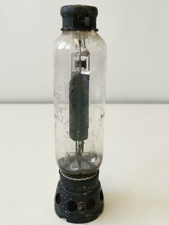 Wehrmacht Triode RV 271A von Telefunken, Funktion nicht geprüft, ungereinigtes Stück