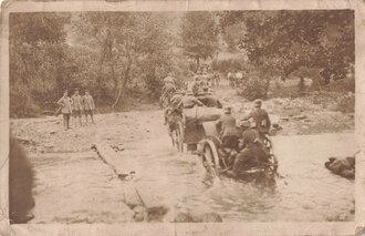 Aufnahme, eines Geschütz gespann beim Fluß  überqueren, leicht Schmutzig, Maße 9 x13cm