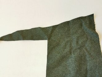 Heer, 1 Stück Feldgrauer Stoff, etwas Mottenfraß,  Maße 23 x 44cm