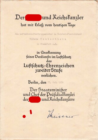 Verleihungsurkunde zum Luftschutz Ehrenzeichen 2.Stufe , ausgestellt 1938, beschädigtes Stück