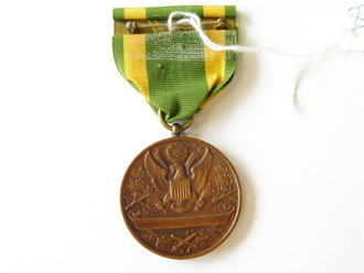 U.S. Army  before WWI, medal  For service in the spanish war, OLDER REPRODUCTION