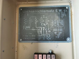 Wechselrichtersatz EW.c1 Baujahr 1944. Originallack, Funktion nicht geprüft. Verwendet für Torn.E.b. in Fahrzeugen