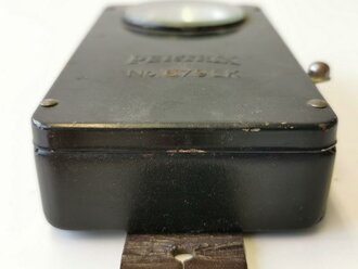 Taschenlampe Wehrmacht, Pertrix No 679 LK,  Originallack, Funktion nicht geprüft, Anknöpflasche aus Ersatzmaterial