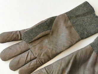 Paar Strickhandschuhe Wehrmacht, ungewöhnliches Modell. Getragen, guter Zustand