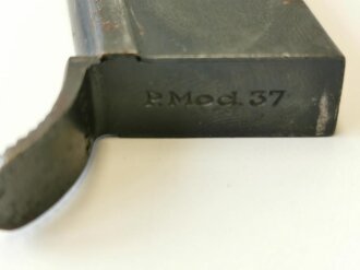 Luftwaffe, Pistolentasche für Pistole M 37 Femaru. Getragenes Stück mit zugehörigem Magazin