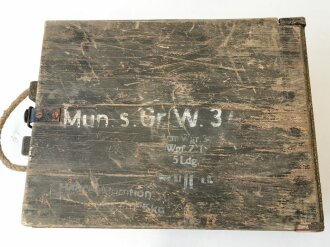 Transportkasten aus Holz " Munition schwerer Granatwerfer 34" Packzettel von 1943, Originallack