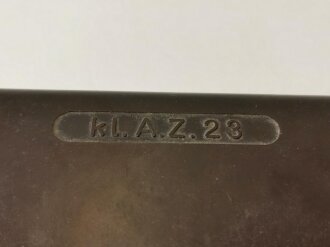 Behälter aus brauner Preßmasse für " Kl. A.Z. 23" Sehr guter Zustand, datiert 1942