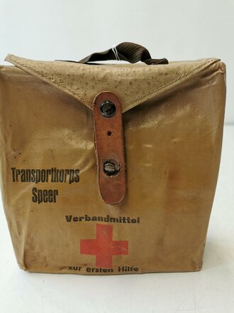 Transportkorps Speer, Verbandmitteltasche aus gelbem Ersatzmaterial mit Inhalt. der Druckknopf ausgerissen