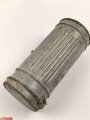 Gasmaskendose Wehrmacht Modell 1938, Originallack, ungereinigtes Stück