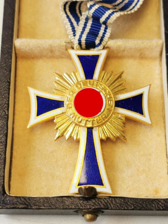 Ehrenkreuz der deutschen Mutter in gold , im Etui von Otto Zappe Gablonz