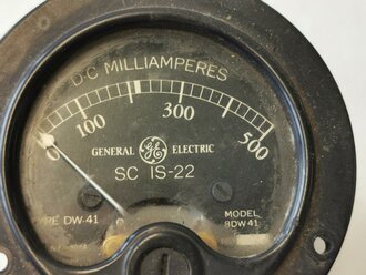 U.S. WWII General  Electric 8DW 41 D.C. Milliamperes Meter, function not tested