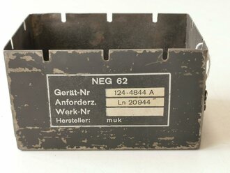 Luftwaffe, Gehäuse " NEG 62 Ln 20944" wohl Eichgerät NEG62 für Funkmessgerät FuSE 62 Würzburg. Originallack