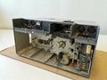 Luft-Boden  Einheitsempfänger E52 " Köln" der Luftwaffe.  Unkomplettes Stück mit guter Restaurationsbasis, die Scala sicherlich neuzeitlich ergänzt