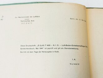 D.( Luft) T.4420 " Luft-Boden Einheitsempfänger E52 Geräte Handbuch" vom Mai 1944 mit 39 Seiten plus Anlagen