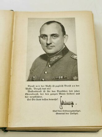 Polizei III.Reich " Waffentechnischer Leitfaden für die Ordnungspolizei" datiert 1941. Komplett, eher schlechter Zustand