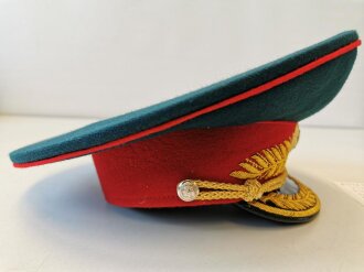 Russland "kalter Krieg", Schirmmütze für einen hochrangigen Offizier in gutem Zustand, Größe 57