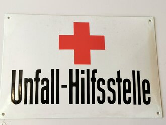 Emailleschild " Erste Hilfe" sehr guter Zustand...