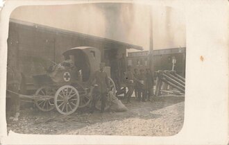 1.Weltkrieg, Foto feldgraues Sanitätspersonal , Ansichtskartenformat