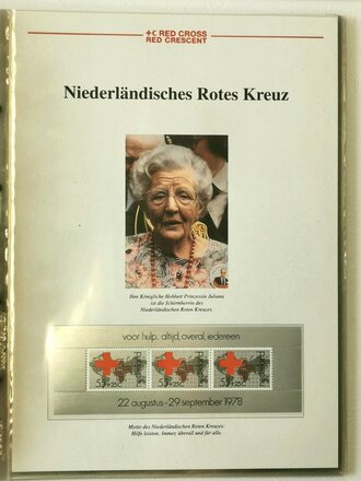 "Die Geschichte des Roten Kreuzes" eine von garantiert 5000 Sammlungen in 6 Ordnern. Nicht auf Vollständigkeit geprüft, etwa 18kg