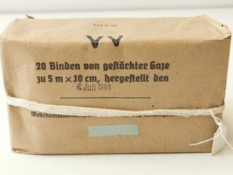 10 Binden von gestärkter Gaze datiert 1944,...