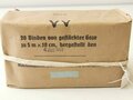 10 Binden von gestärkter Gaze datiert 1944, Größe 12 x 18 x 10cm