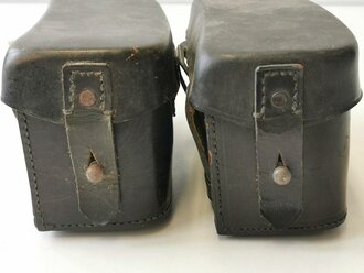 Paar Koppeltaschen für Krankenträger datiert 1937, zusammengehörig