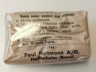 Verbandpäckchen kleines Modell datiert 1944