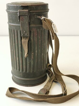 Gasmaskendose Wehrmacht Modell 1930 , Originallack, mit...