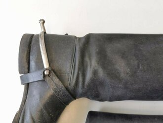 Paar Stiefel für Offiziere der Wehrmacht, ungereinigtes Paar, Sohlenlänge 29cm