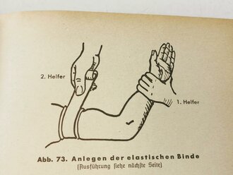 Amtliches Unterrichtsbuch über Erste Hilfe, datiert 1942, 263 Seiten, A5