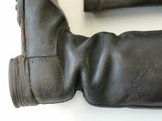 Paar Stiefel für Mannschaften der Wehrmacht. Stark getragenes, ungereinigtes Paar, Sohlenlänge 29cm