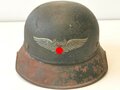 Stahlhelm Luftschutz, ungereinigter Scheunenfund, das Hakenkreuz 98% erhalten