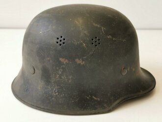 Feuerwehr III.Reich oder kurz nach dem Krieg ?, Stahlhelm Originallack, ungereinigtes Stück