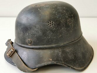 Stahlhelm Luftschutz, alt überlackiertes Stück,...