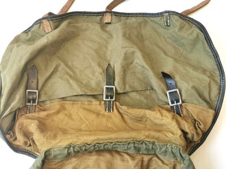 Rucksack für Gebirgstruppen, Teile der Trageriemen fehlen. getragenes, ungereinigtes Stück