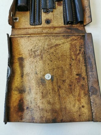 Luftwaffe, Bordtasche, Werkzeugtasche MG15 aus schwarzem Ersatzmaterial, Fl 46475, Hersteller gcy. Die Werkzeuge alle mit Herstellercodierung