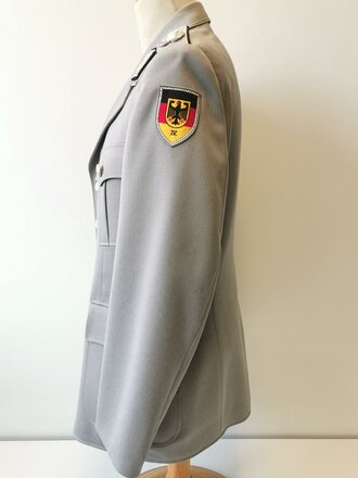 Bundeswehr, Dienstrock für einen Oberstleutnant der Pioniere, datiert 1974, die Effekten original vernäht