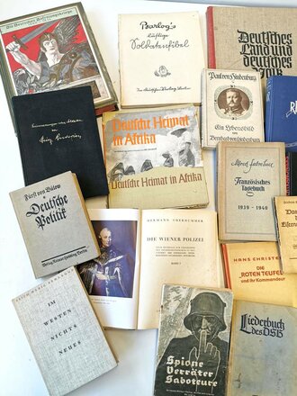 Konvolut Literatur meist bis 1945, nicht auf Vollständigkeit oder Zustand geprüft