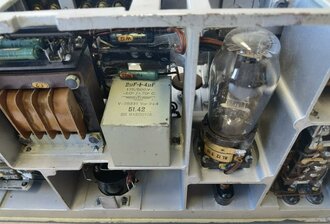 20 Watt Sender g ( 20 W.S.g ) datiert 1943, Gehäuse überlackiert, Frontplatte Originallack. Gehäuse überlackiert, Funktion nicht geprüft