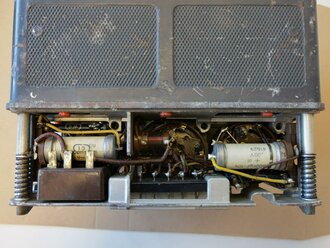 Luftwaffe Funk-Sender S10K zur FuG10 Funk-Anlage . Originallack , Funktion nicht geprüft, Typenschild neuzeitlich ergänzt