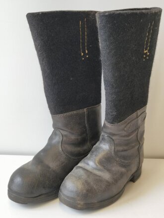 Deutsche Reichsbahn, Paar schwarze Winterstiefel Filz/Leder, Sohlenlänge 29cm, ungereinigtes Paar, Alter ?